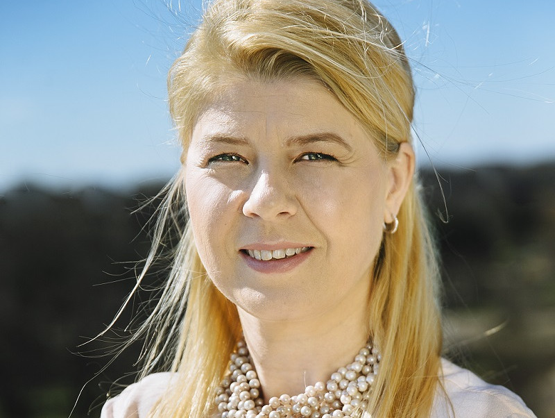 Severina Pascu preia conducerea Europei Centrale și de Est pentru Liberty Global. Robert Redeleanu este numit CEO al UPC România