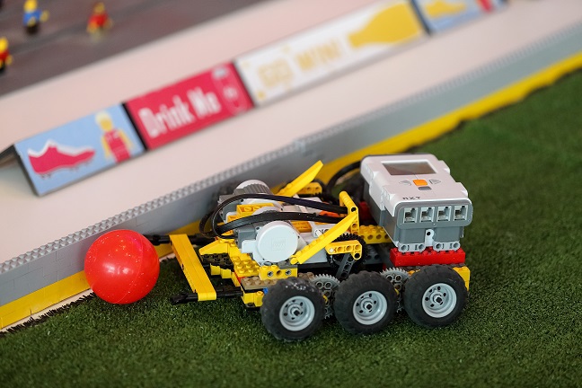 Expoziție interactivă cu produse Lego, în vacanța de vară