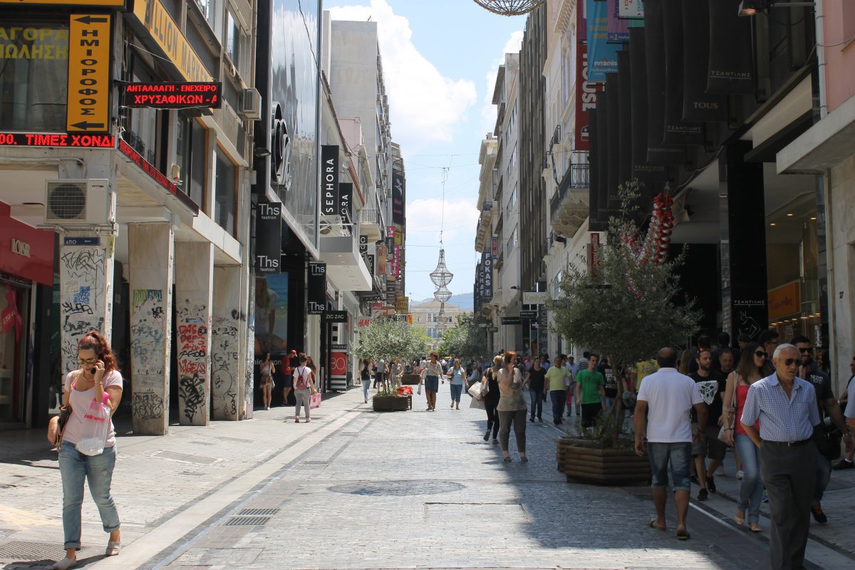 Această stradă din Grecia a fost a zecea cea mai scumpă din lume. Cum arată acum? - GALERIE FOTO