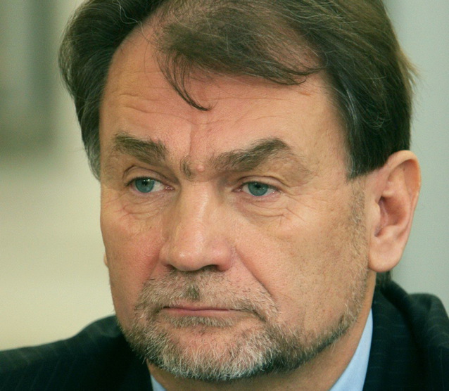 Cel mai bogat om din Polonia, cu afaceri și în România, a murit la 65 de ani, în urma unei operații eșuate