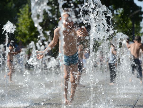 Vremea rămâne caniculară. PROGNOZA METEO pentru miercuri și joi
