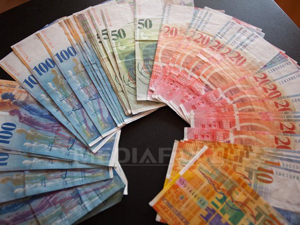 Încă o victorie în lupta cu băncile! Decizia luată de Tribunalul București în cazul acestei românce