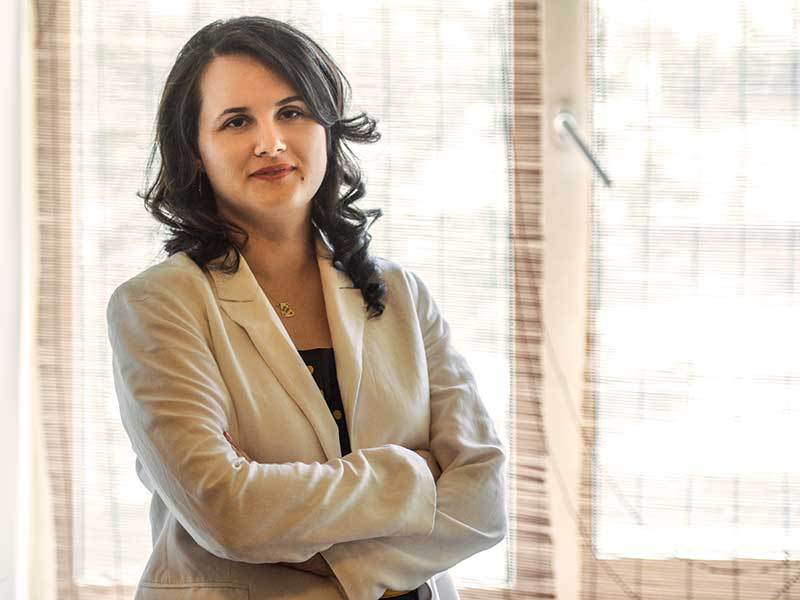 Arcadia Hinescu: "Avocatura pieței de artă este acum în dezvoltare, care corespunde și pasiunii mele, pentru că sunt colecționară de tablouri"