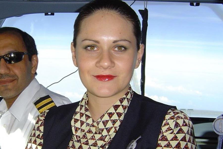 Povestea româncei care a trecut de la meseria de stewardesă în Qatar la producător de documentare pentru British Airways