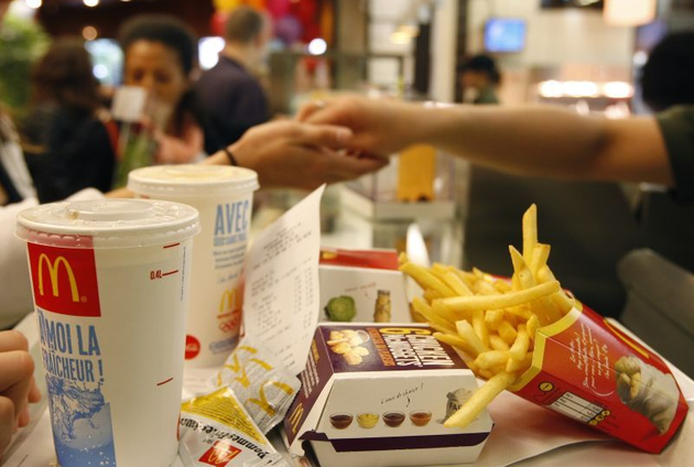 Cât se câștigă cu adevărat la McDonald's România. Mărturii ale angajaților