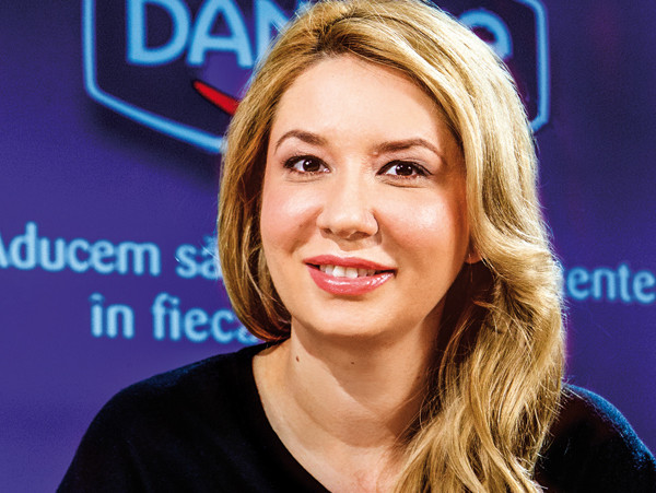 Este responsabilă de coordonarea  activităților de marketing pentru România, Bulgaria, Grecia, și activitatea ce ține de marketing pentru țările adriatice & Moldova