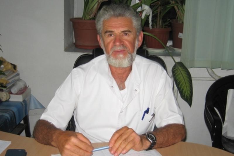 Un cunoscut MEDIC din Capitală cultivă cea mai mare suprafață de tutun din țară