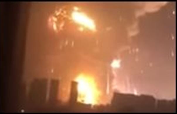 EXPLOZIE MASIVĂ, surprinsă de camerele video. Explozia a provocat un boom sonic și unde de șoc ce s-au resimțit la kilometri distanță - VIDEO