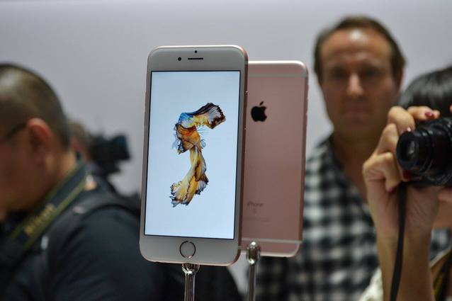 iPhone 6 vs iPhone 6s. Avantaje, dezavantaje și ce aduce nou. Merită cumpărat?