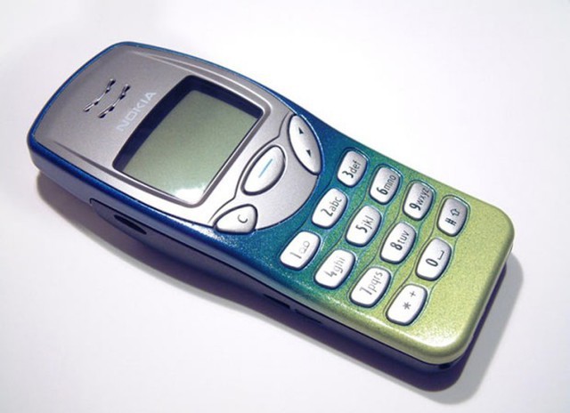 Ai un model Nokia vechi? Unde îl poți vinde cu 4.000 de ron