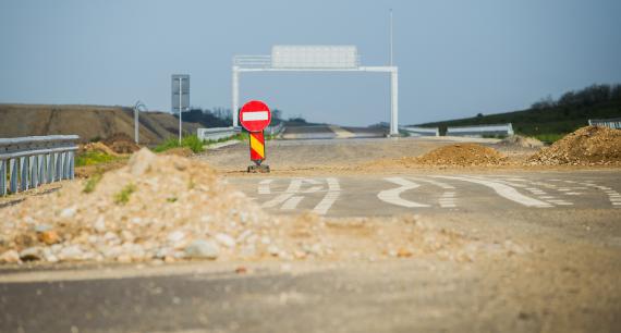 Cum S-A SCUFUNDAT autostrada electorală a lui Ponta. Imaginile care arată amploarea unui DEZASTRU DE 137 MILIOANE de euro