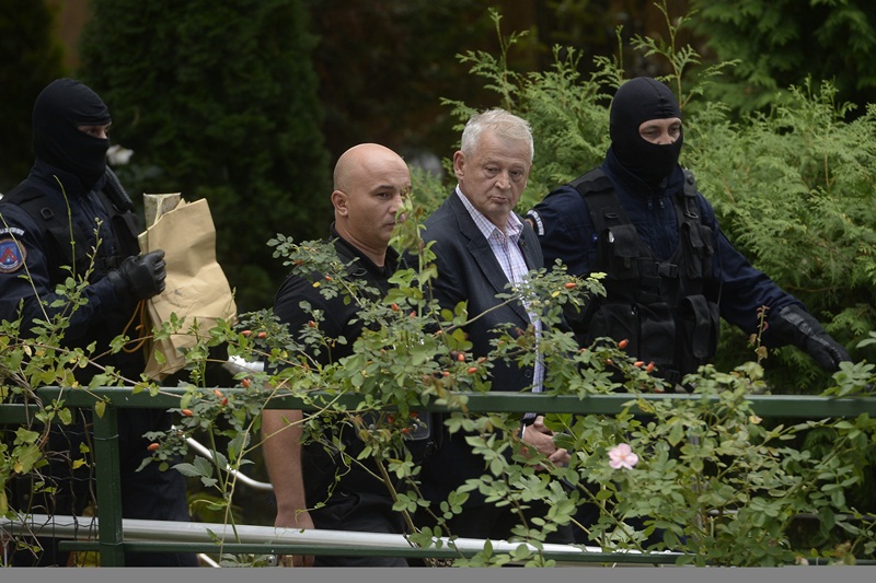 Sorin Oprescu, LA PĂMÂNT. Vestea pe care avocatul său tocmai i-a dat-o în arest. Este acesta SFÂRȘITUL?