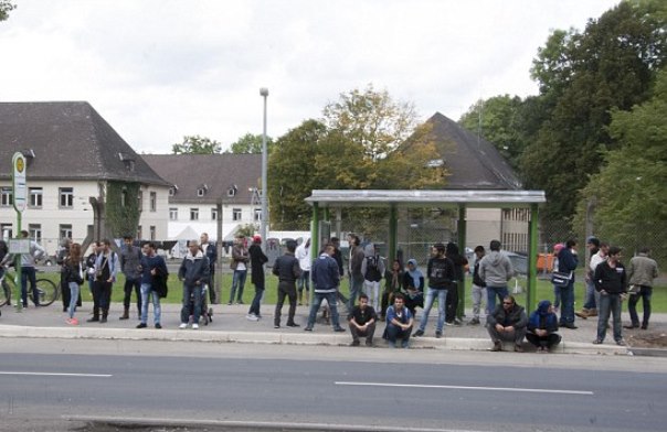 ADEVĂRUL despre taberele de refugiați din Germania: "Este cel mai mare bordel din oraș" - FOTO, VIDEO