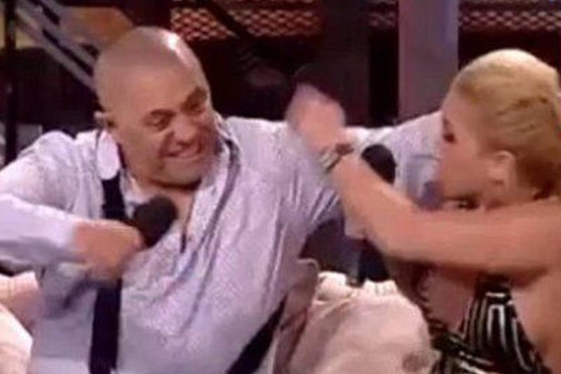 Momente de necrezut la Antena 3. Prezentatoarea a explodat când a văzut imaginile. „E un circ cu maneliști”
