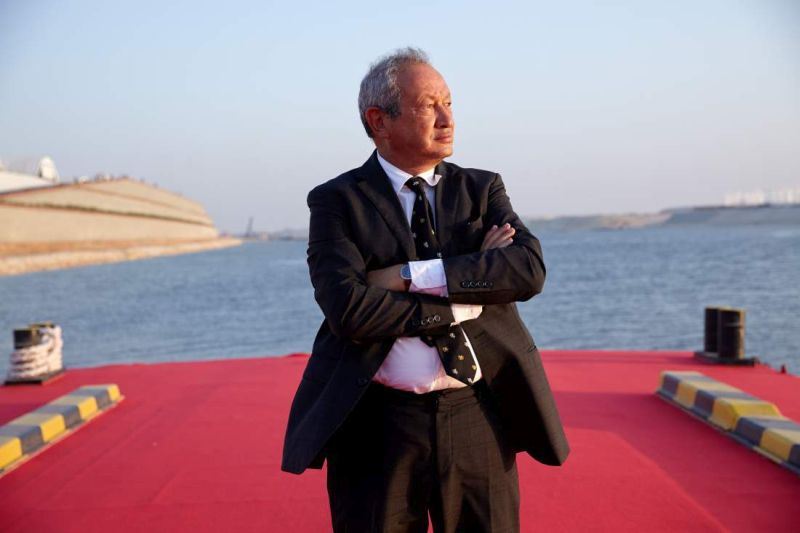 Vă mai amintiți de miliardarul care voia să cumpere o insulă pentru refugiați? Ce a făcut recent Naguib Sawiris