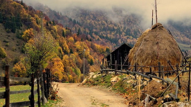 5 drumuri magice din România pe care poți evada cu mașina - GALERIE FOTO