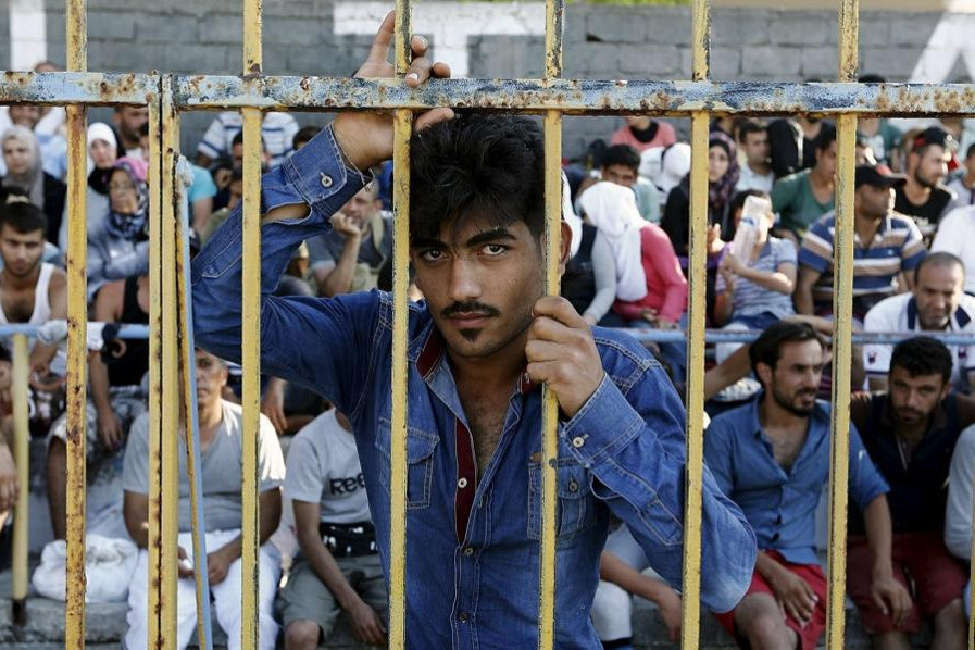 DECLARAȚIE-ȘOC despre migranți la cel mai înalt nivel al statului român. „Sunt oameni infiltrați, teroriști”