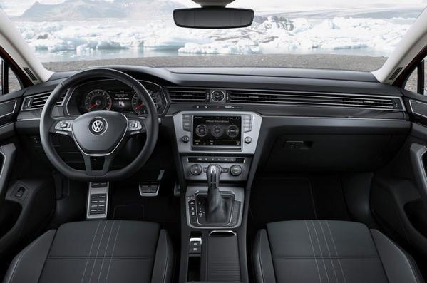 Volkswagen a adus SFÂRȘITUL industriei auto așa cum o știm. Motoarele diesel și cele pe benzină vor MURI. De acum totul se va schimba