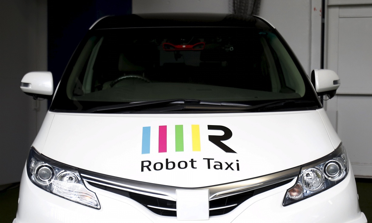 Taxiuri fără șofer vor fi testate în Japonia