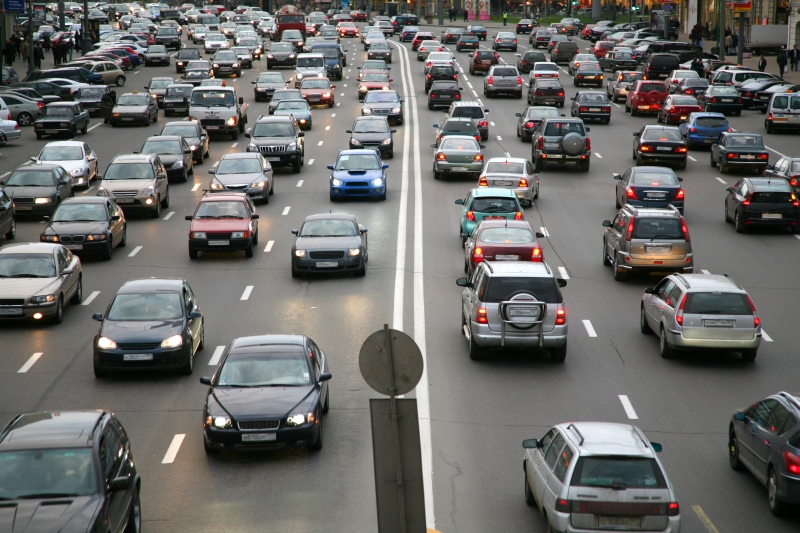 Un nou scandal în industria auto. Lista mașinilor care consumă mult mai mult decât susțin producătorii