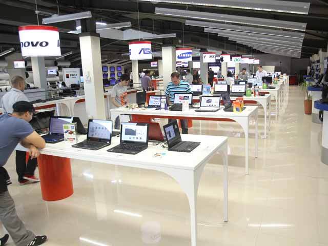 Black Friday 2015: eMAG oferă reduceri în valoare totală de peste 100 de milioane de lei