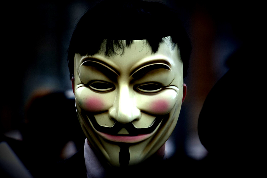 Ce este Anonymous, ce vrea și care este istoria grupării care a declarat război Statului Islamic