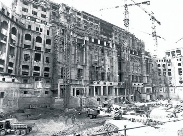 SECRETELE din catacombele Casei Poporului: Ce ascund tunelurile kilometrice, orașul plutitor, buncărul nuclear și linia de metrou îngropată