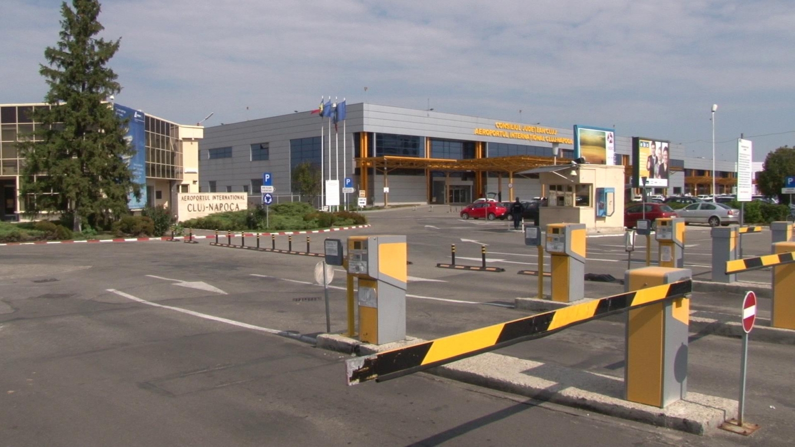 Dezvăluiri din „cuibul de viespi” de la Aeroportul Cluj: „Oricând poate avea loc o catastrofă”