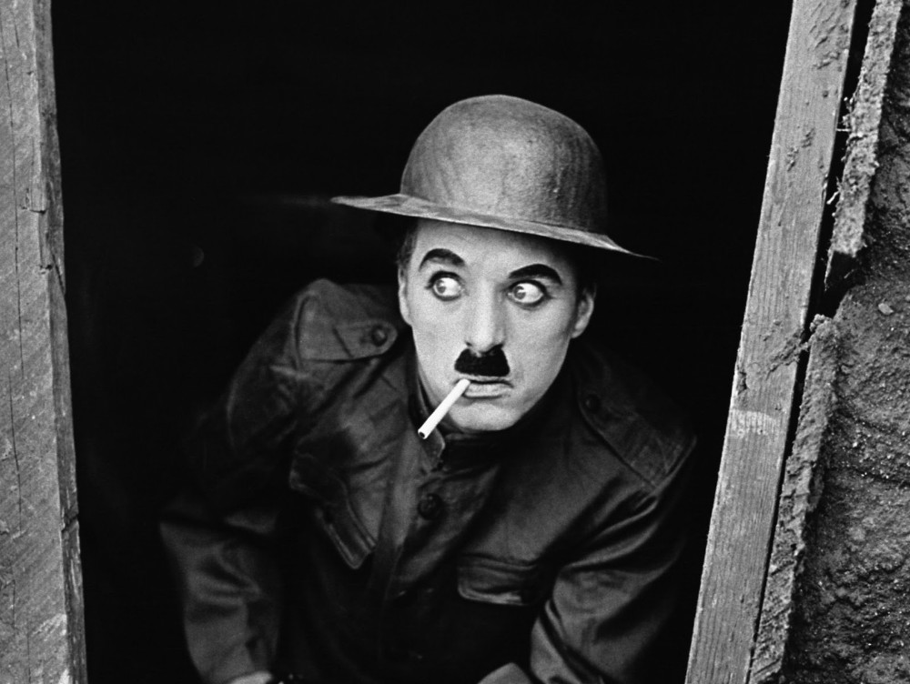 Moștenitorii unor antreprenori care proiectau filme cu Charlie Chaplin în anii ’30 în cinematografele românești vor despăgubiri de 2 miliarde de euro de la statul român