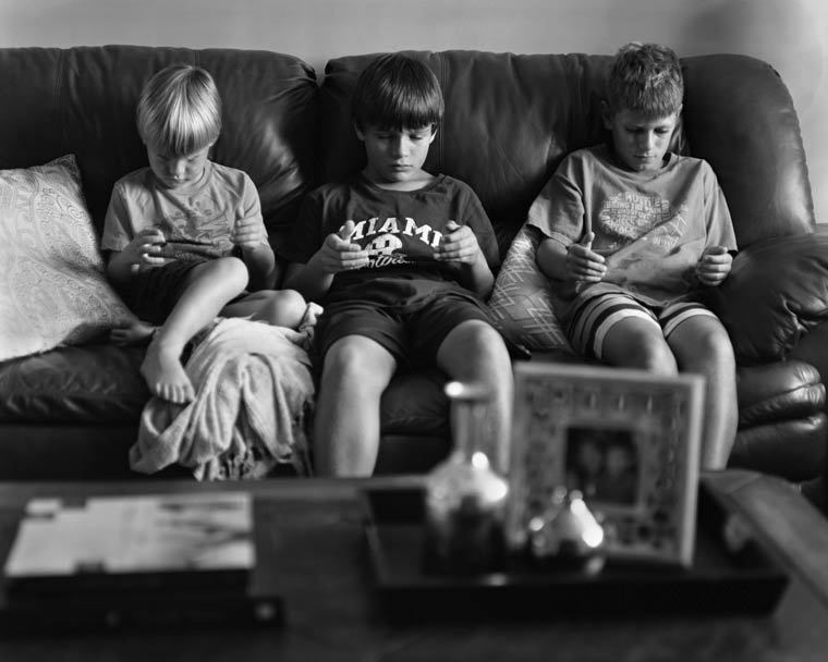 Cum ar arăta lumea dăcă ar dispărea smartphone-ul - GALERIE FOTO