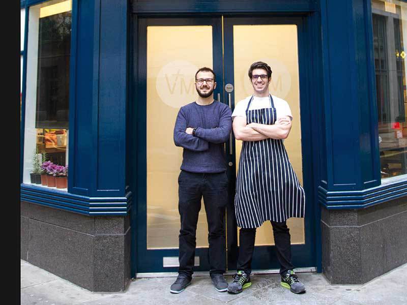 Românul care a renunțat la milioanele de pe Wall Street pentru a deschide un nou concept de restaurant în Londra