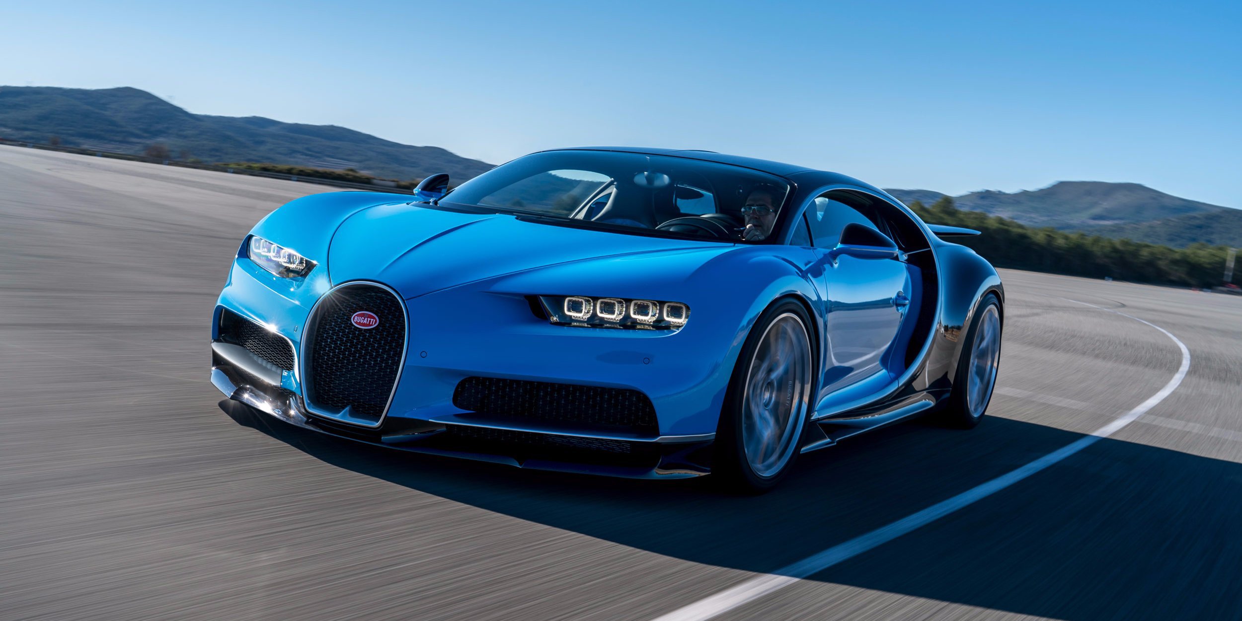 Bugatti a dezvăluit cel mai nou automobil în valoare de 2,6 milioane de dolari - FOTO, VIDEO