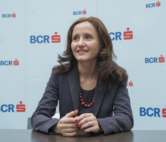 O treime din IMM-urile din România sunt deținute de femei; jumătate dintre clienții BCR sunt femei