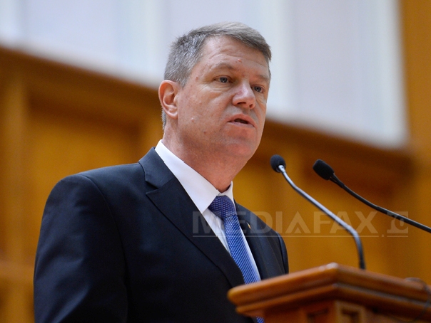 Klaus Iohannis a promulgat legea privind sărbătorirea Zilei bărbatului în data de 19 noiembrie