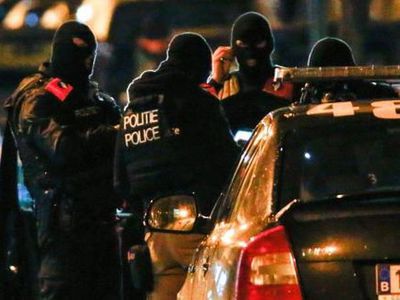 Schimburi de focuri între poliție și militanți islamiști, în orașul Bruxelles. Atacatorii sunt în libertate