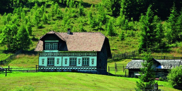 Cum arata cel mai frumos sat din romania - GALERIE FOTO