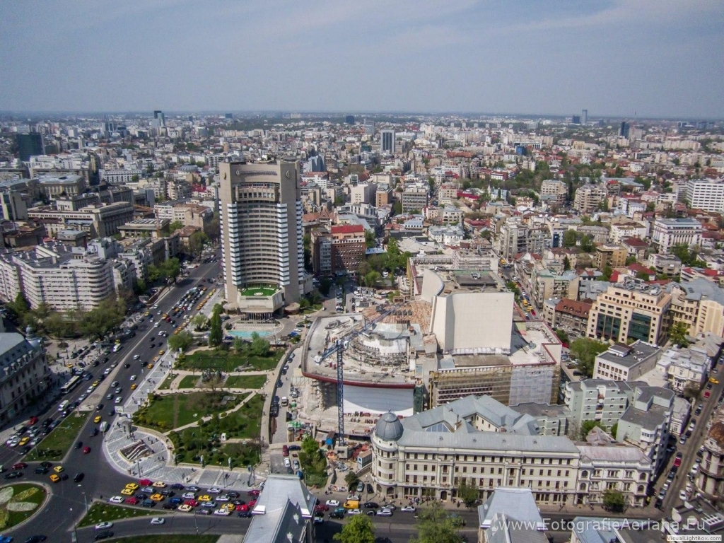 Doar jumătate din bucureșteni sunt mulțumiți de locul de muncă