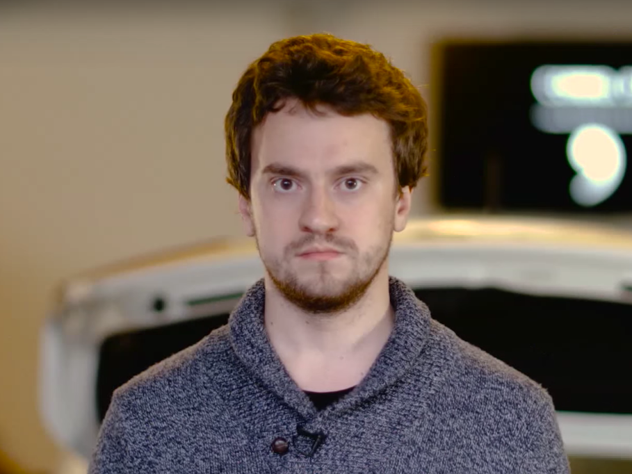 Persoana care a hackuit pentru prima dată iPhone-ul lucrează la un soft pentru mașini autonome