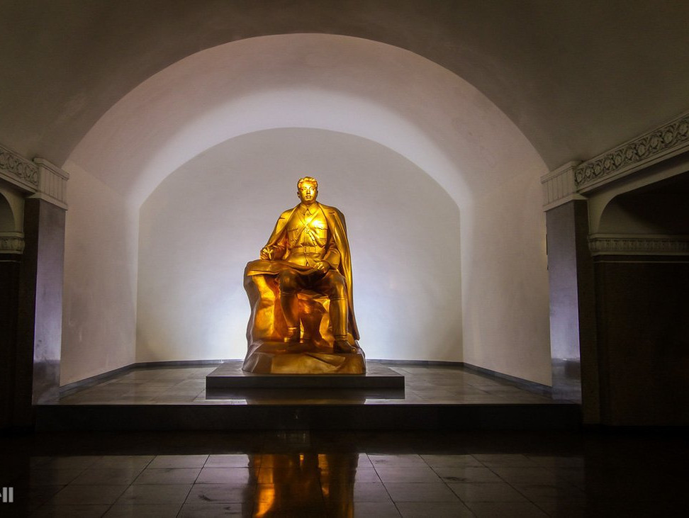 Cum arată stațiile de metrou din Coreea de Nord. "Unul dintre cele mai misterioase și frumoase sistemele de tranzit de pe pământ" - GALERIE FOTO
