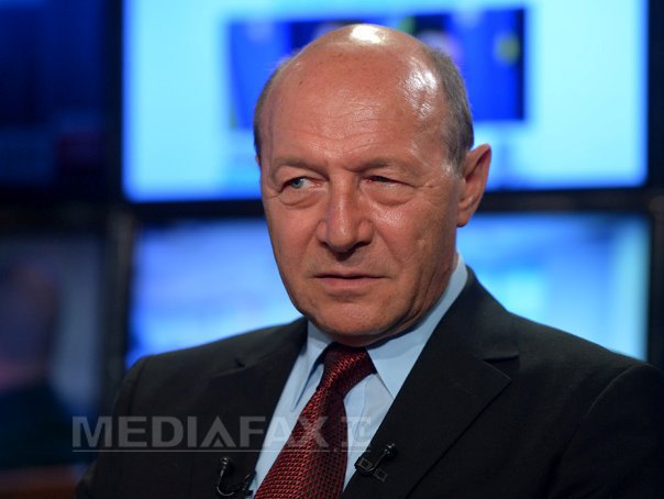 Traian Băsescu este cercetat penal într-un dosar pentru spălare de bani