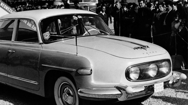 Mașinile ciudate ale fostului bloc sovietic: Tatra 603 - Modelul cehoslovac care a ajuns până în Cuba