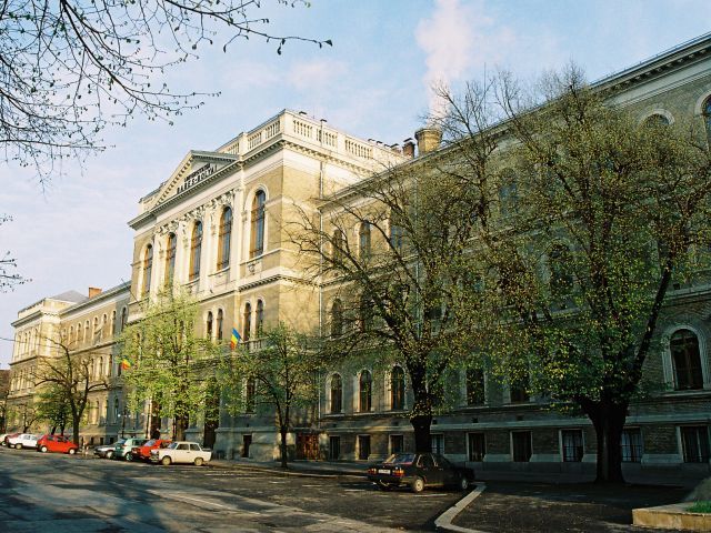Universitatea „Babeș-Bolyai”, pe primul loc în România la relevanța cercetării și calitatea conținutului publicat