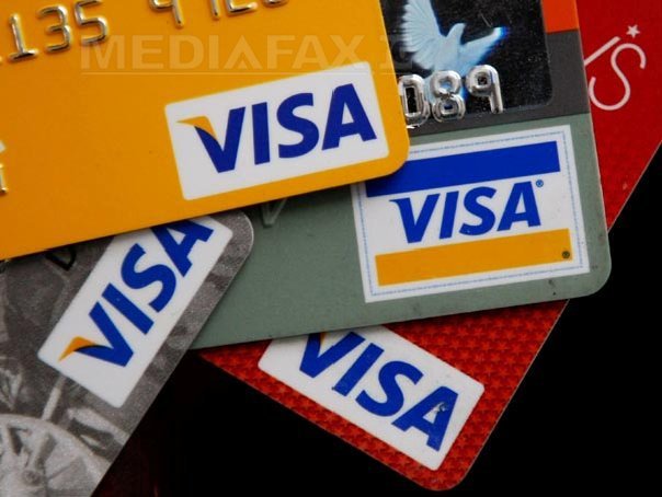 Românii plătesc de două ori mai mult atunci când cumpără în rate