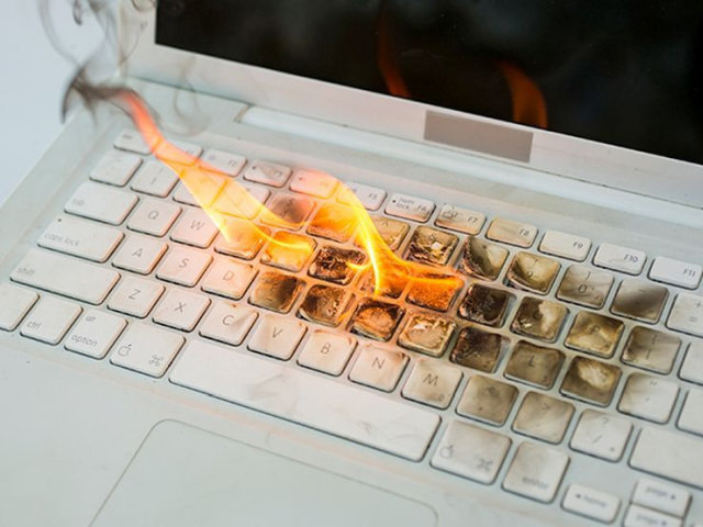 Un japonez a găsit o soluție ingenioasă pentru a scăpa de problema încălzirii excesive a computerului