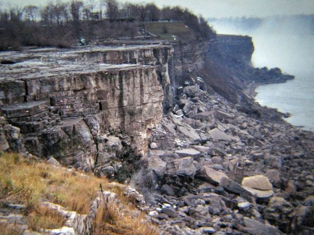Momentul în care faimoasa cascadă Niagara și-a oprit frumosul spectacol. Le-a dat o lecție inginerilor: ''Nimic nu scapă de moarte''
