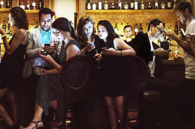 Schimbări majore la Tinder. Ce trebuie să știți dacă folosiți celebra aplicație de dating
