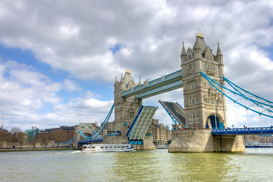 Care va fi noua capitală financiară a Europei dacă Londra își va pierde acest statut?