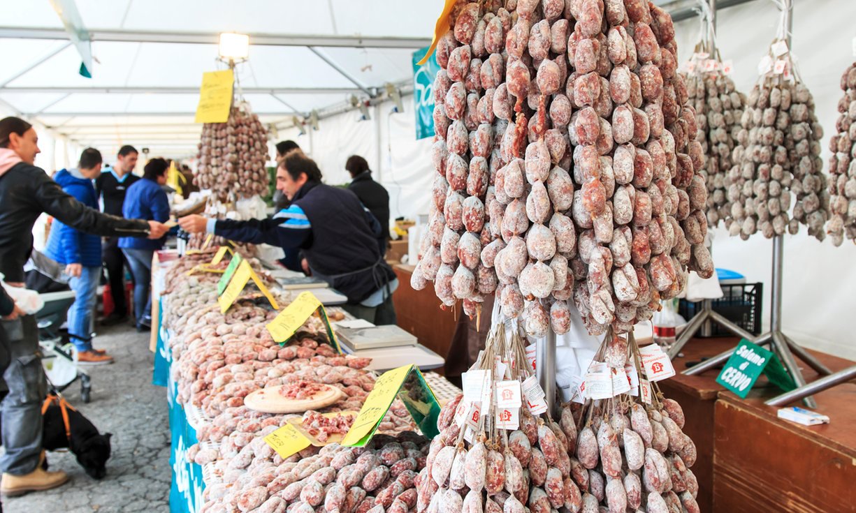 Acest primar vrea să transforme toți cetățenii orașului în vegetarieni