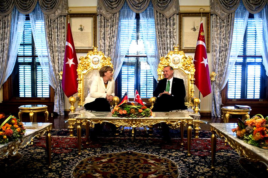 Cum arată palatul lui Erdogan: antichități, decorațiuni din aur și tapet din mătase de 2.500 de euro metrul pătrat - GALERIE FOTO