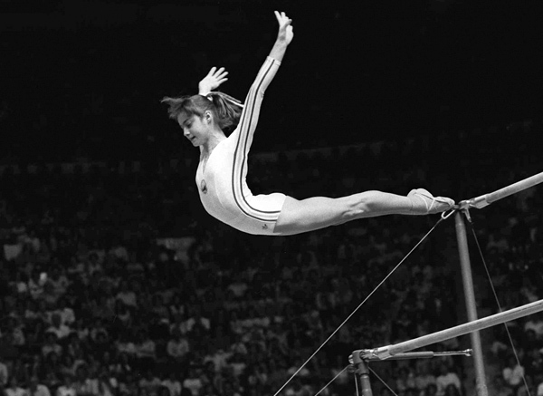 LEGENDAR! Nadia Comăneci, la 40 de ani de la primul 10 din istoria gimnasticii artistice